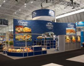 Custom 20' x 40' Hybrid Island using MODUL Aluminum Extrusion, Tension Fabric, and Infills -- Image 2